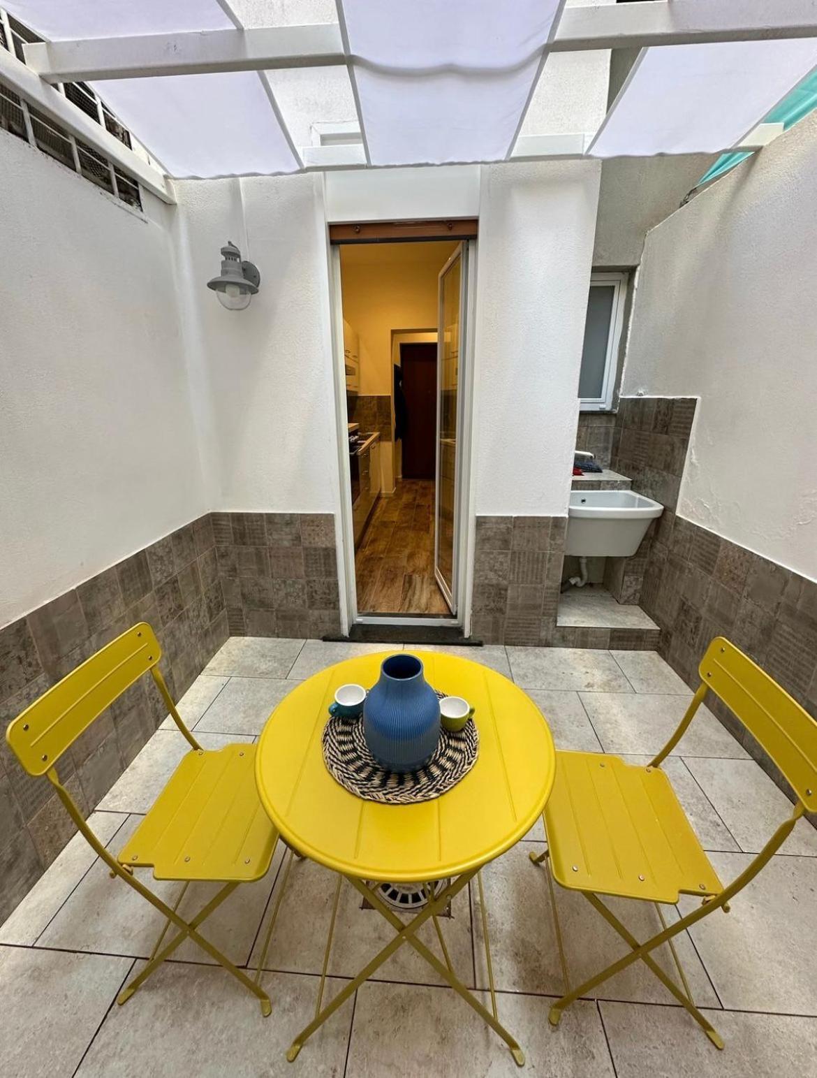 Etna Charme Apartment Aeroporto di Catania Fontana Rossa Esterno foto